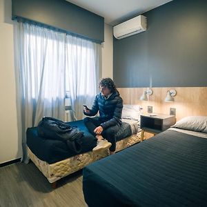 Habitación Estándar con 2 Camas Individuales